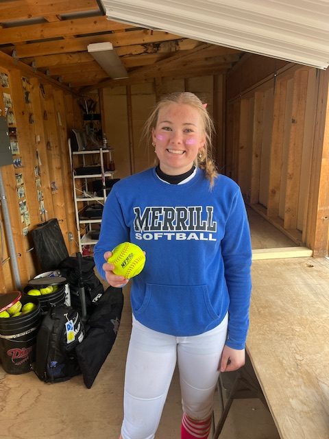 BLUEJAY GIRLS DEFEAT LAKELAND 9-3 IN SLUGFEST